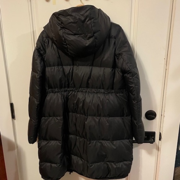 LULULEMON LONG PUFFER JACKET. - Picture 2 of 5